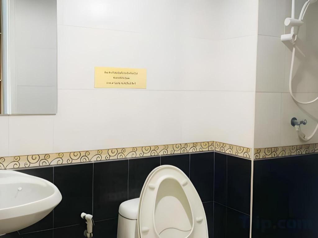 Buddy Place Бангкок Экстерьер фото